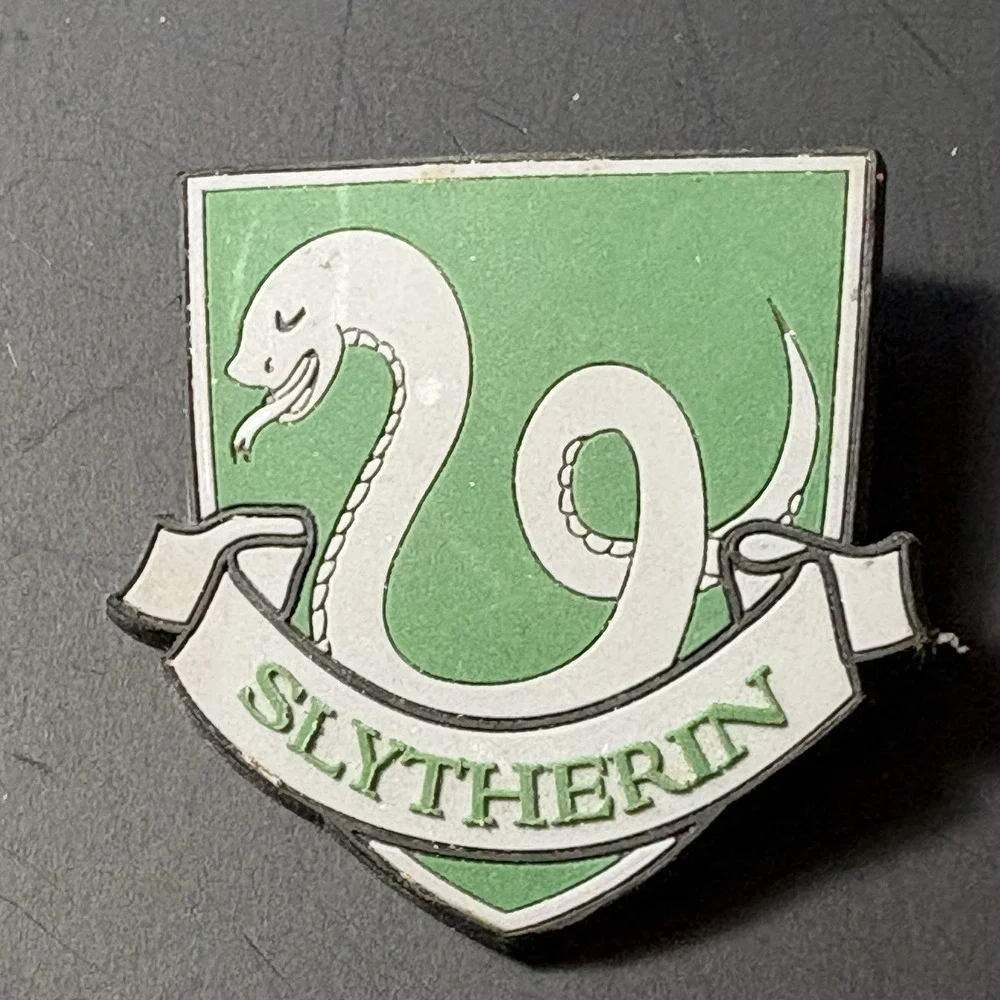 Harry Potter Slytherin House Enamel‎ Pin & Sorting Hat Metal Charm 2 Lot Fandom